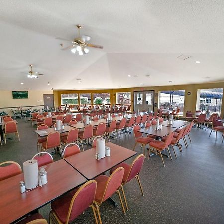The Stone Castle Hotel & Conference Center 브랜슨 외부 사진