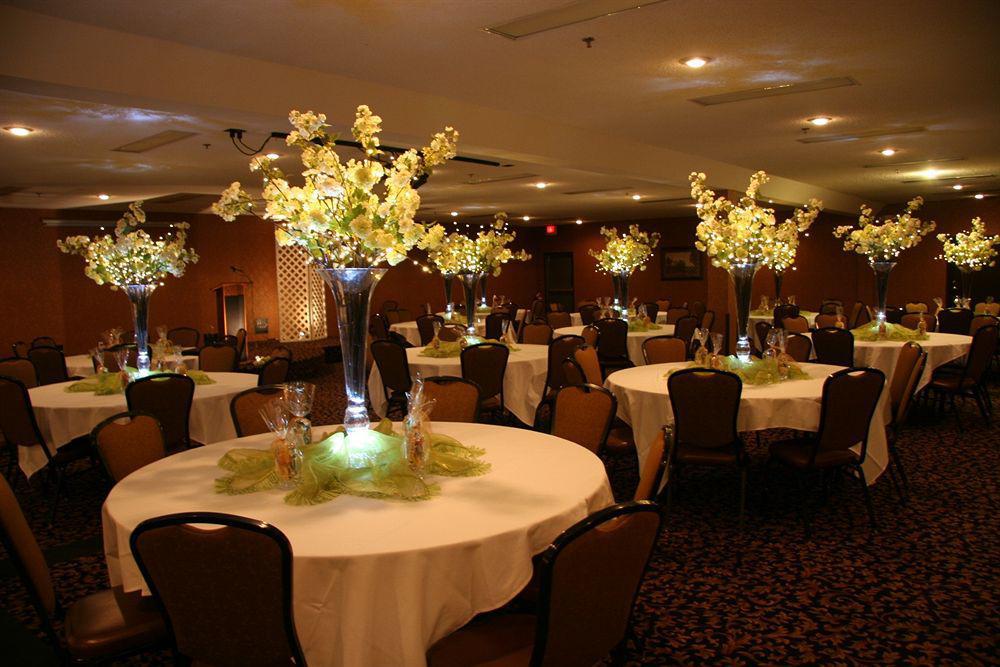 The Stone Castle Hotel & Conference Center 브랜슨 외부 사진